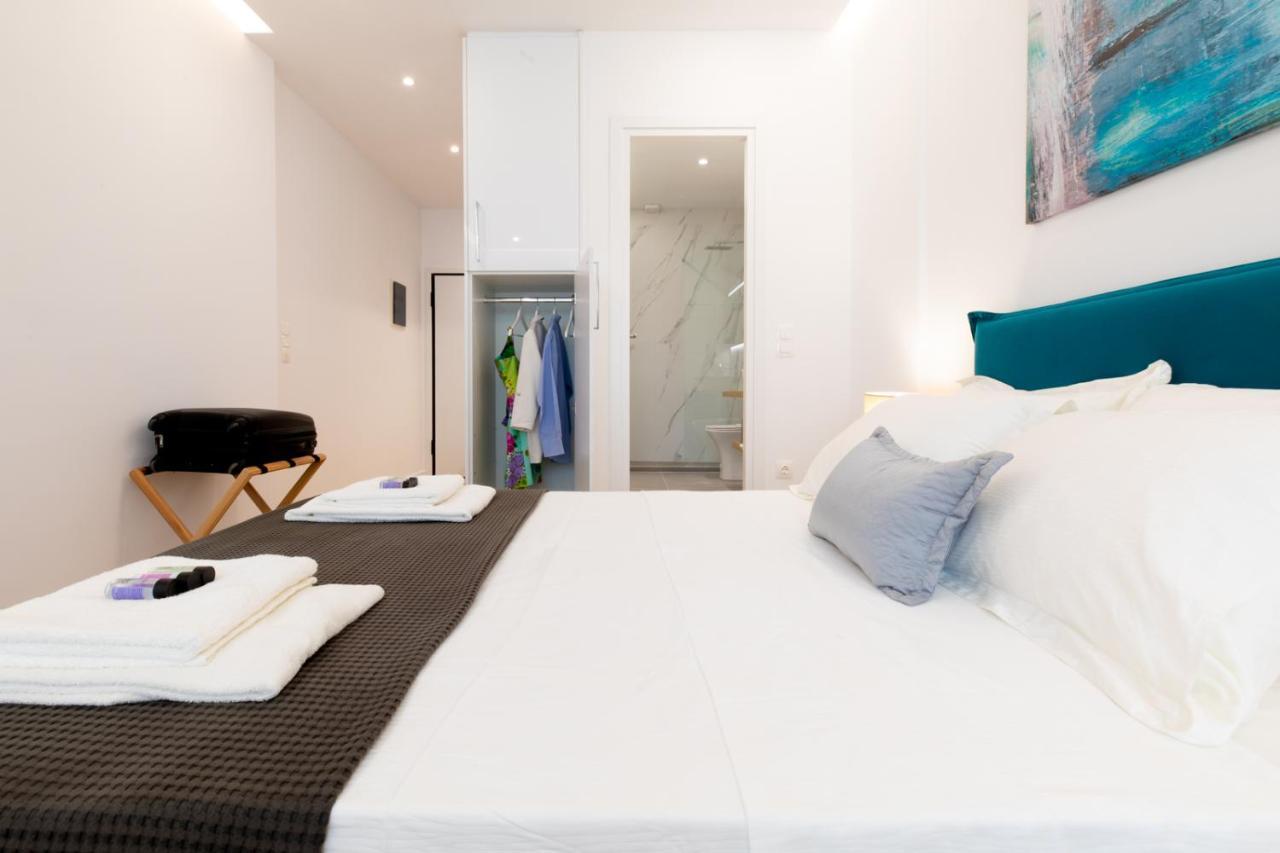 Minimal Apartment In Plaka Atenas Exterior foto